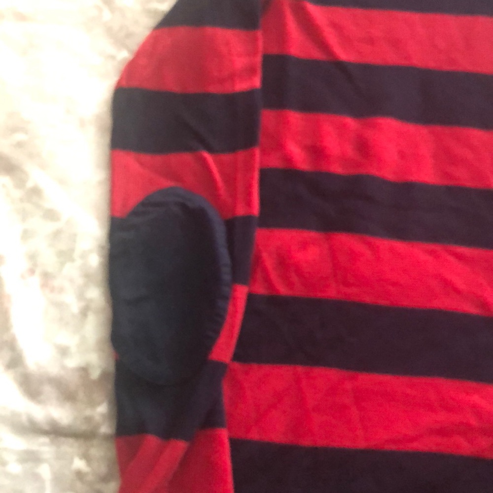 Sweater - Picture 2 of 5